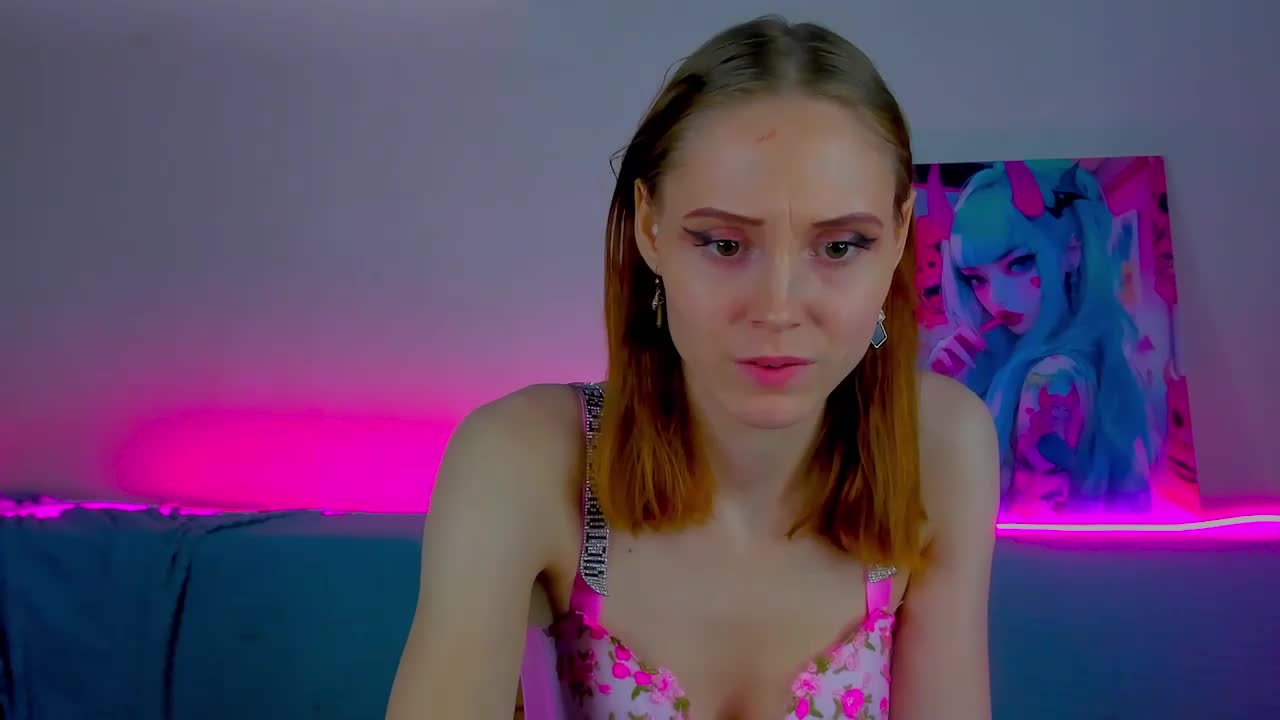 Gina_lovelyy Adult Chat September 29, 2025