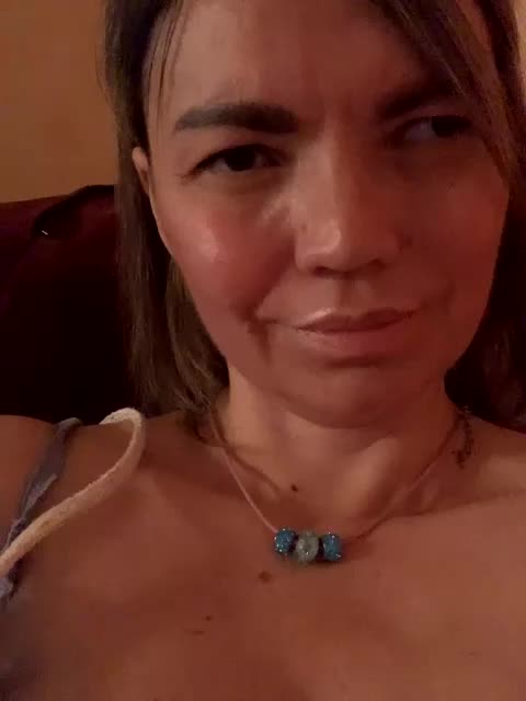 Ella-Pearlie Adult Chat September 29, 2025