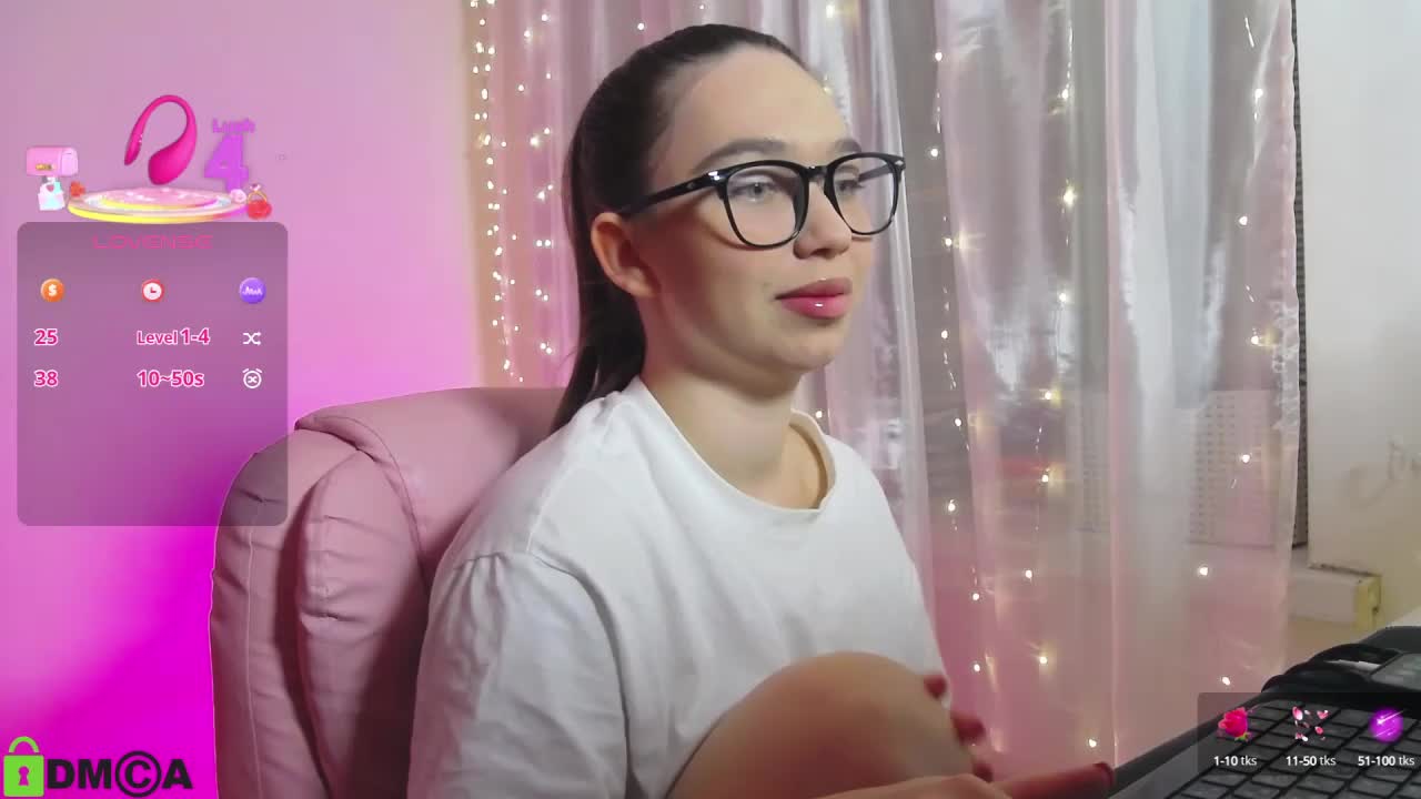 Arianahot777 Adult Chat September 29, 2025