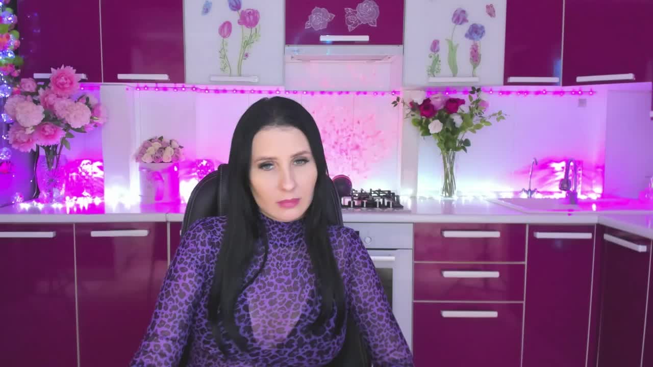 Olivija2020 Adult Chat September 29, 2025