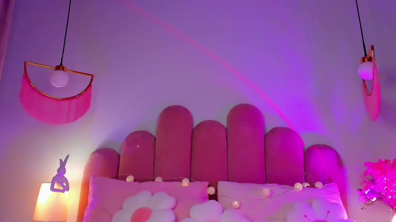 ElsaYoung Adult Chat September 29, 2025