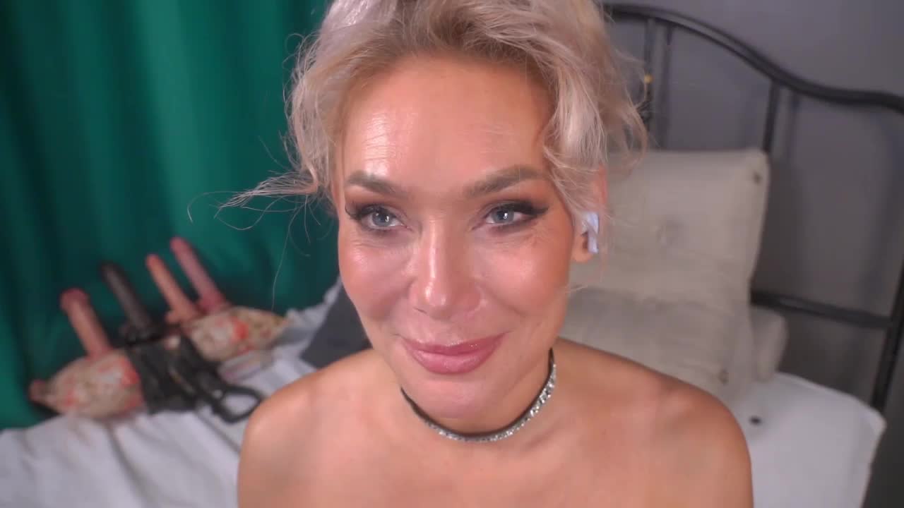 IsadoraDunkan Adult Chat September 29, 2025