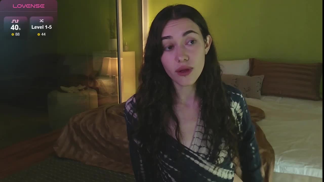 sadetuiningaa Adult Chat September 29, 2025