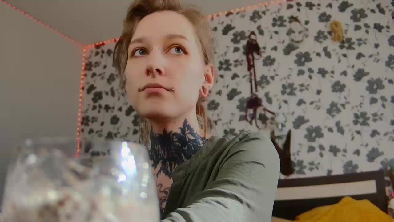 LittleSpaceMouse- Adult Chat September 29, 2025