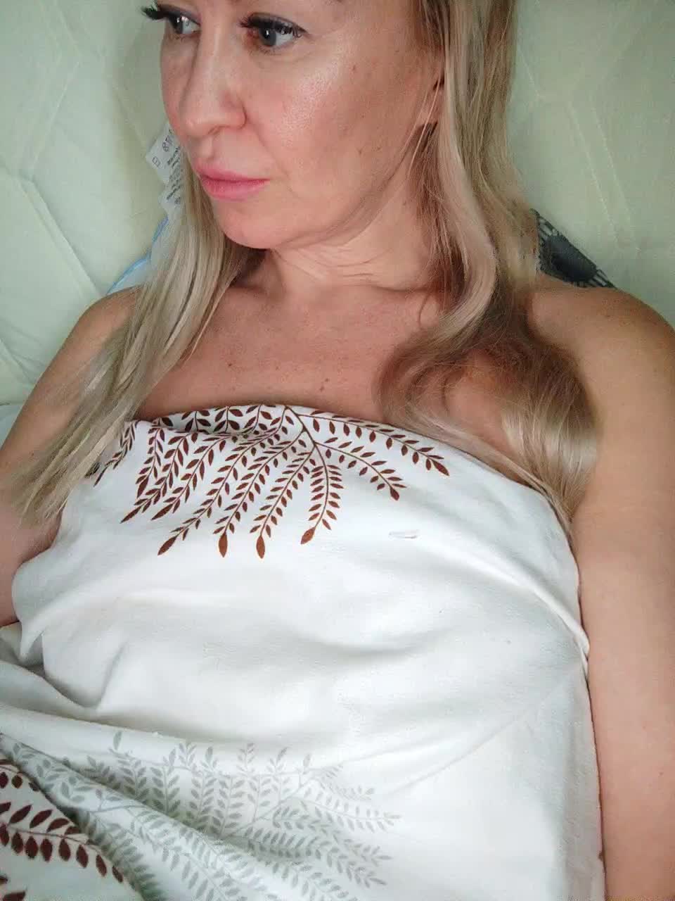 Blondi_Love Adult Chat September 29, 2025