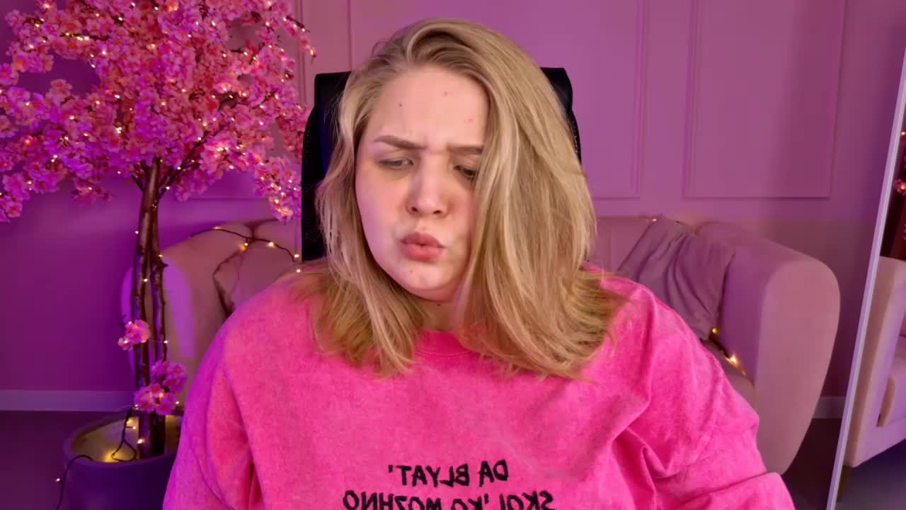 SladaDell Adult Chat September 29, 2025