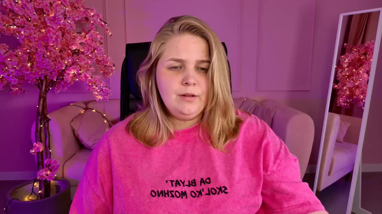 SladaDell Adult Chat September 29, 2025