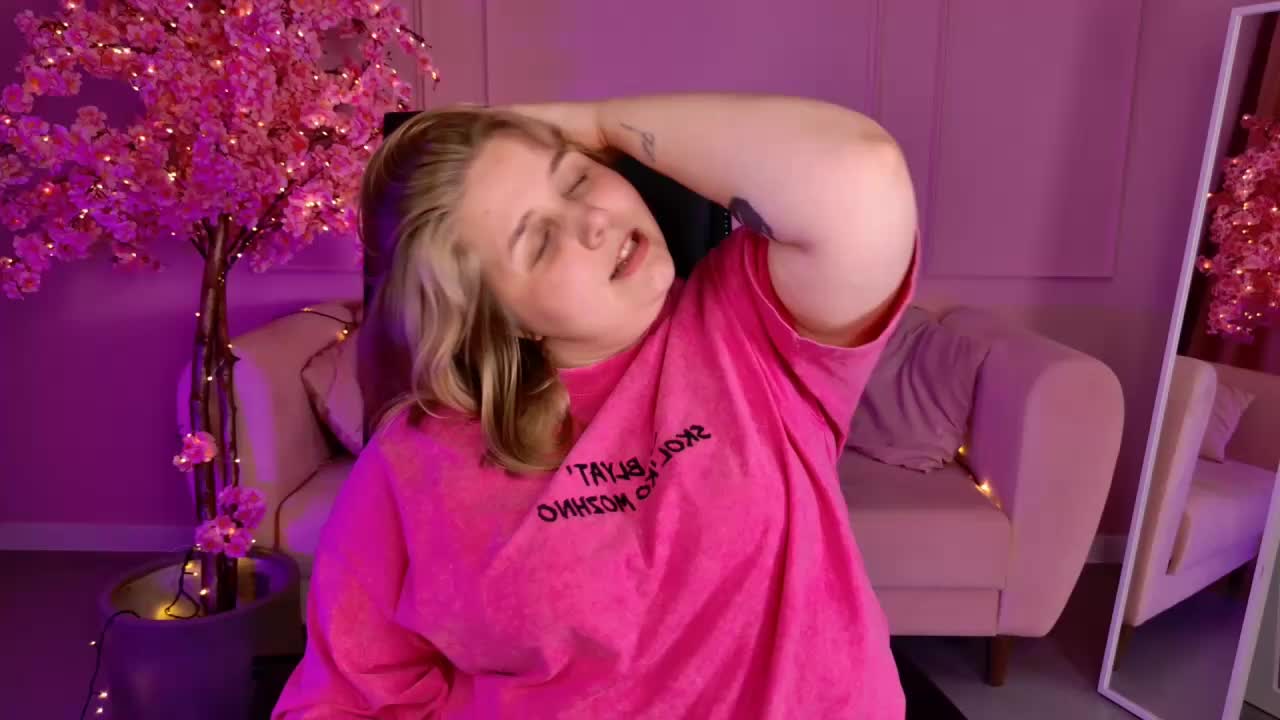 SladaDell Adult Chat September 29, 2025