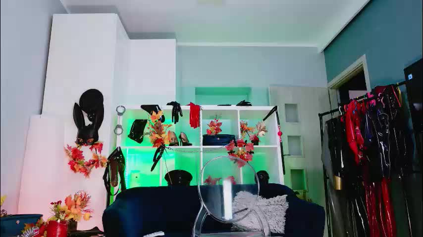 ella_kross Adult Chat September 29, 2025