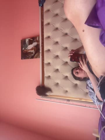 Flossy_Vettie Adult Chat September 30, 2025