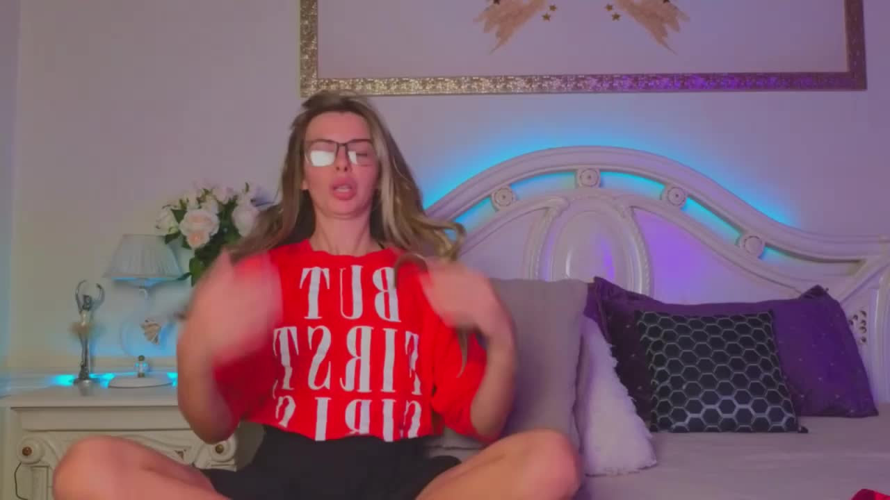 Real_Tini Adult Chat September 30, 2025