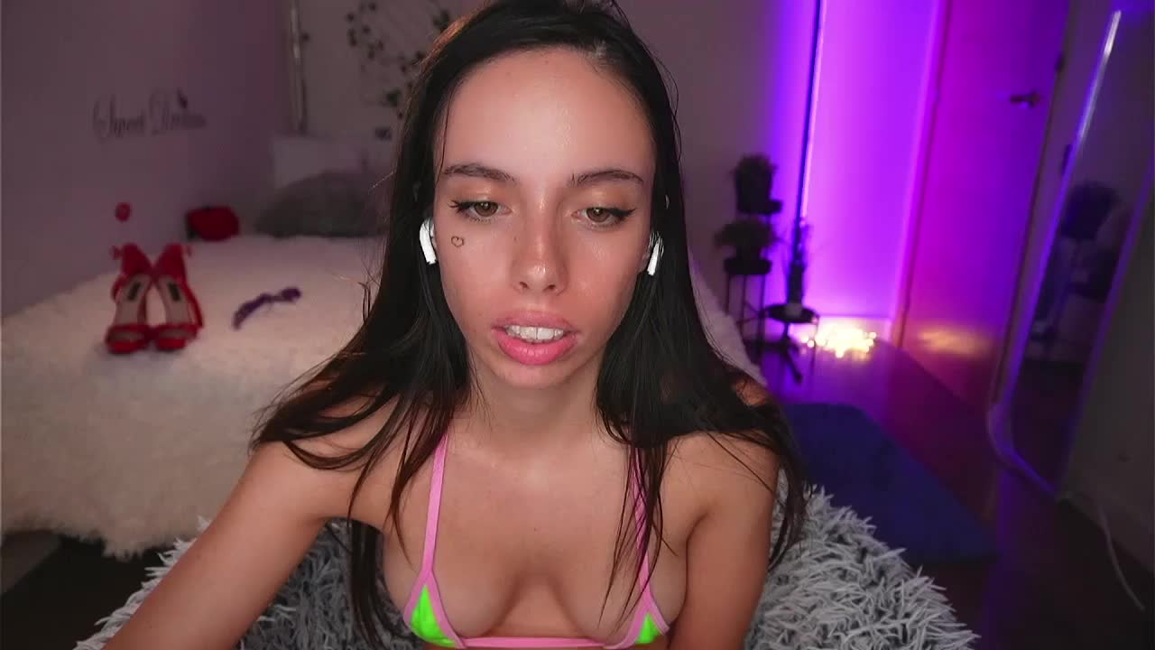 Lill_Dayna Adult Chat September 30, 2025