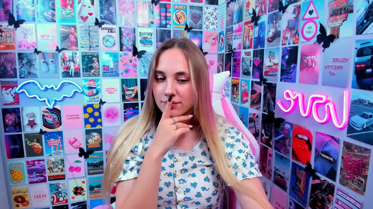 MiaMilas Adult Chat September 30, 2025