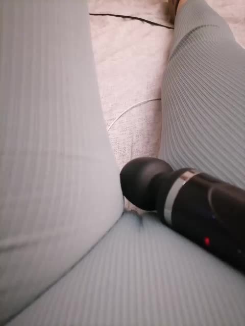 -Tiffany- Adult Chat September 30, 2025