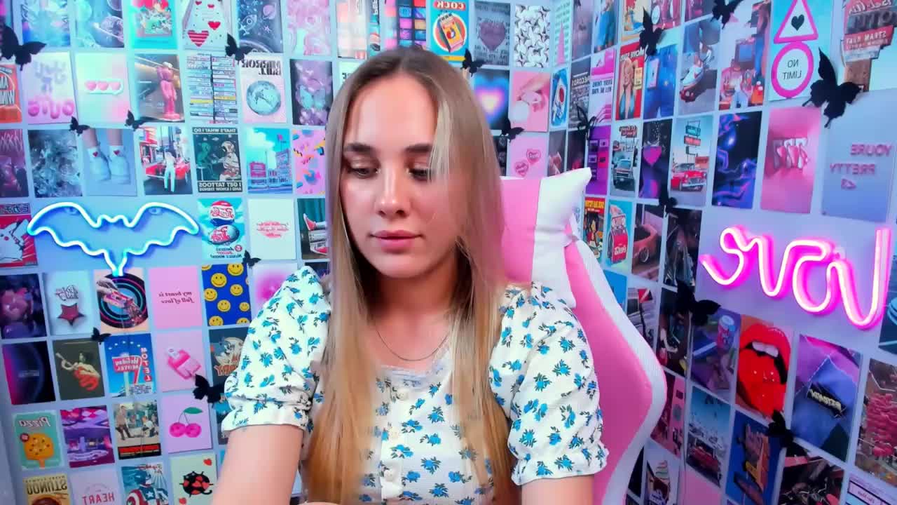 MiaMilas Adult Chat September 30, 2025