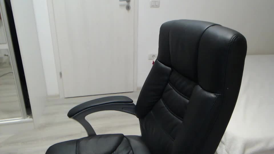 blue_eyes96 Adult Chat September 30, 2025