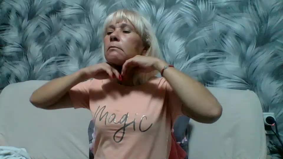 sakura_blonde Adult Chat September 30, 2025