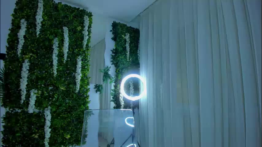 zinasquirts Adult Chat September 30, 2025