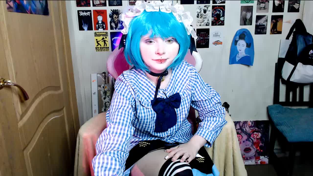 Usagi_Blush_ Adult Chat September 30, 2025