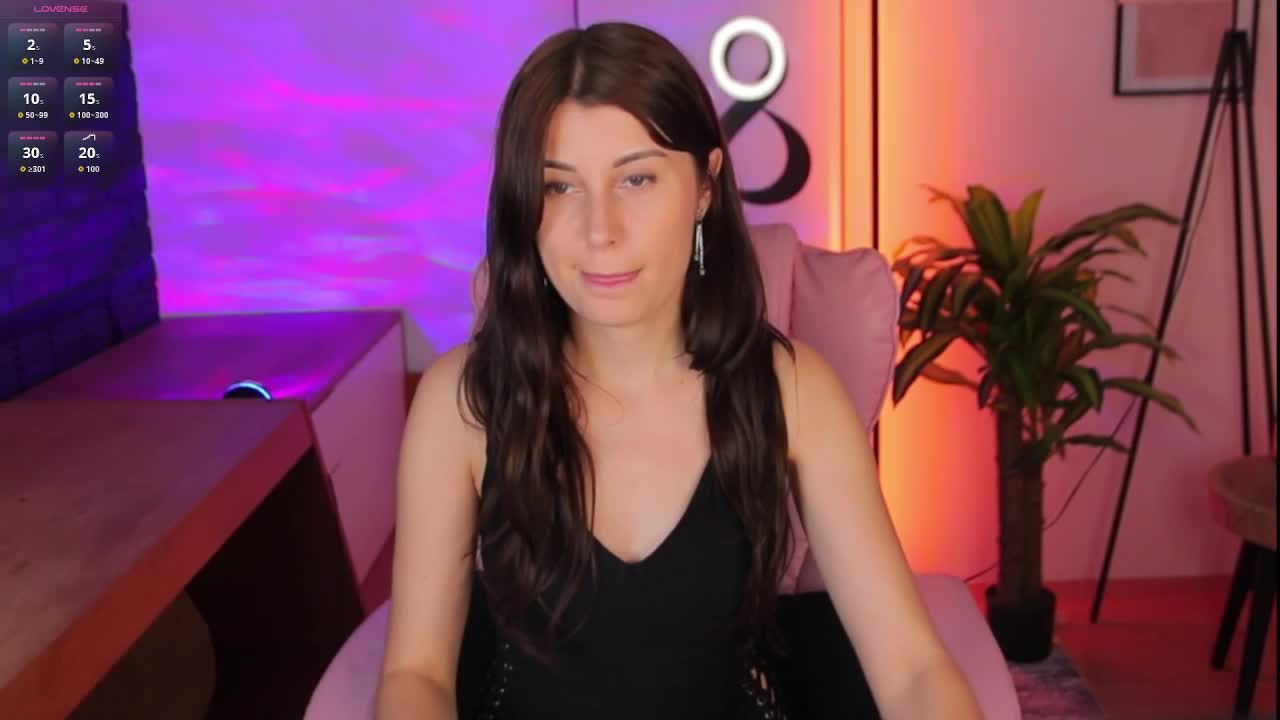 Hailey_Green Adult Chat September 30, 2025