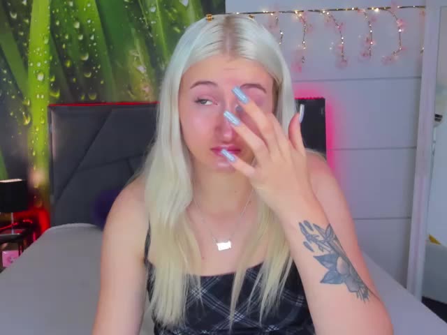 HollyTaillor Adult Chat September 30, 2025