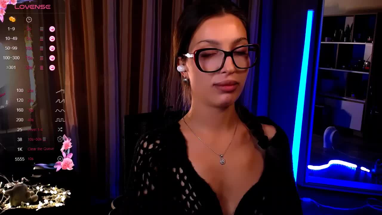 Laura_Bess Adult Chat September 30, 2025