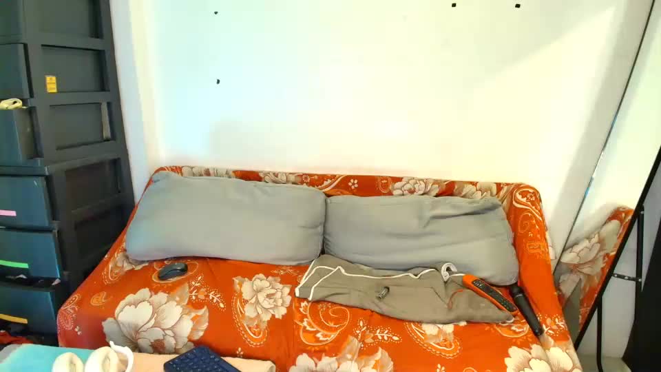 jhon_gade Adult Chat September 30, 2025