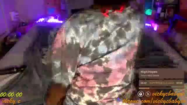 viiickyyy Adult Chat September 30, 2025