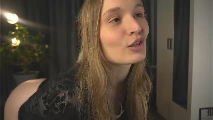 lisa_schiele Adult Chat September 30, 2025