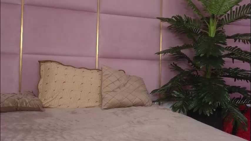 eleineblue Adult Chat September 30, 2025