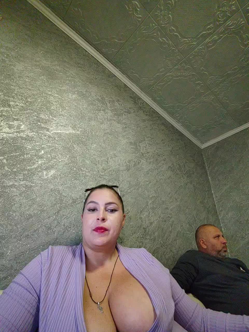 Cleopatra1990 Adult Chat September 30, 2025