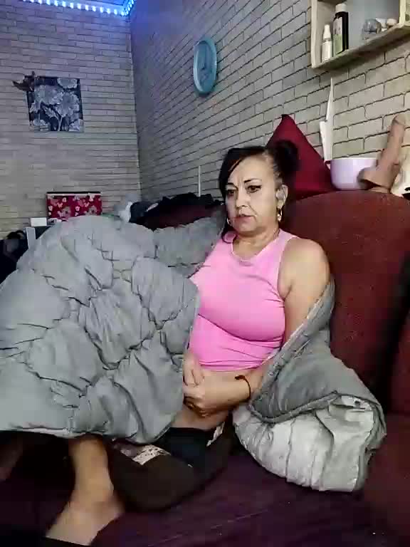 Lina-a-13 Adult Chat September 30, 2025