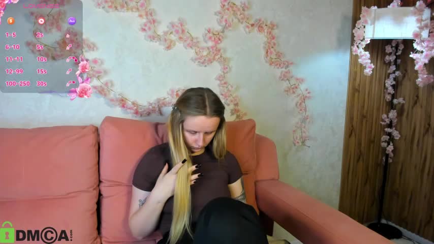 Rina_Panic Adult Chat September 30, 2025