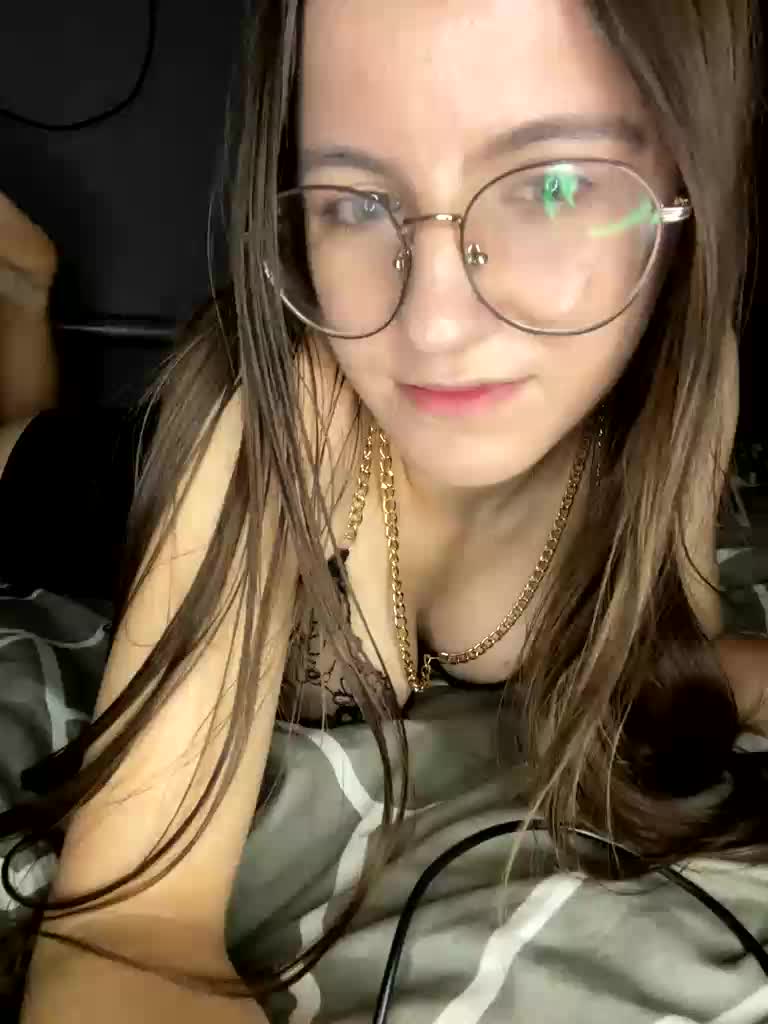 LollyPopkaaa_22 Adult Chat October 1, 2025