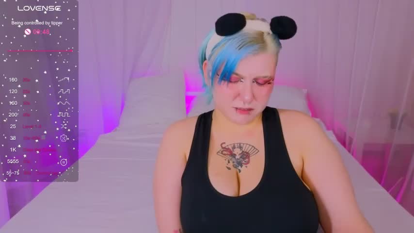 bluelunaray Adult Chat October 1, 2025