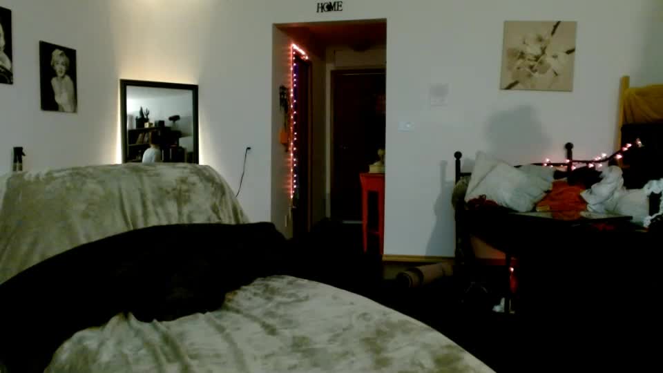 bombshellbaeby Adult Chat October 1, 2025