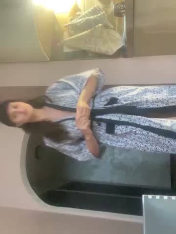 Flossy_Vettie Adult Chat October 1, 2025