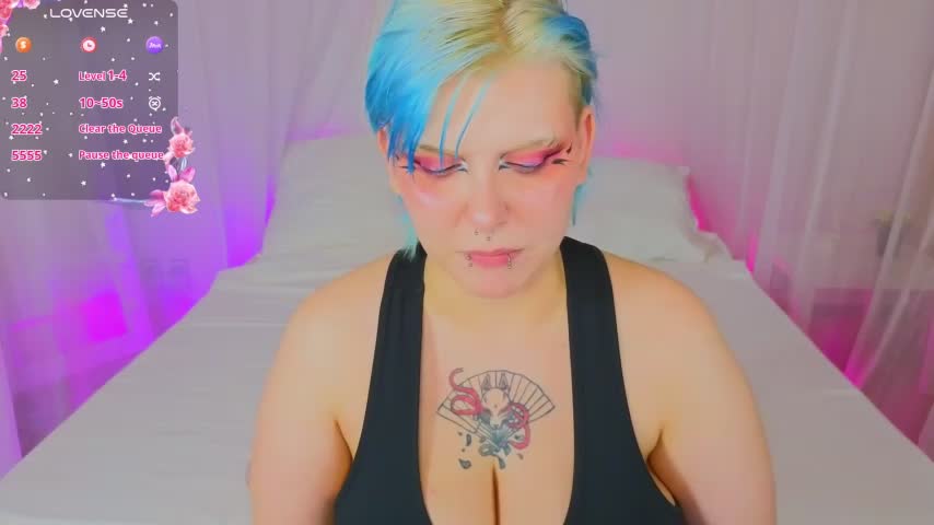 bluelunaray Adult Chat October 1, 2025