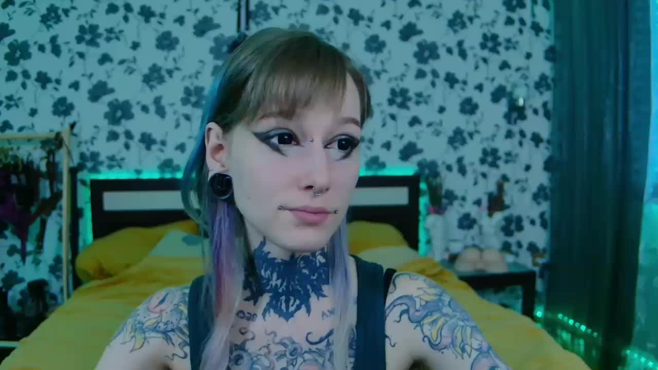 LittleSpaceMouse- Adult Chat October 1, 2025