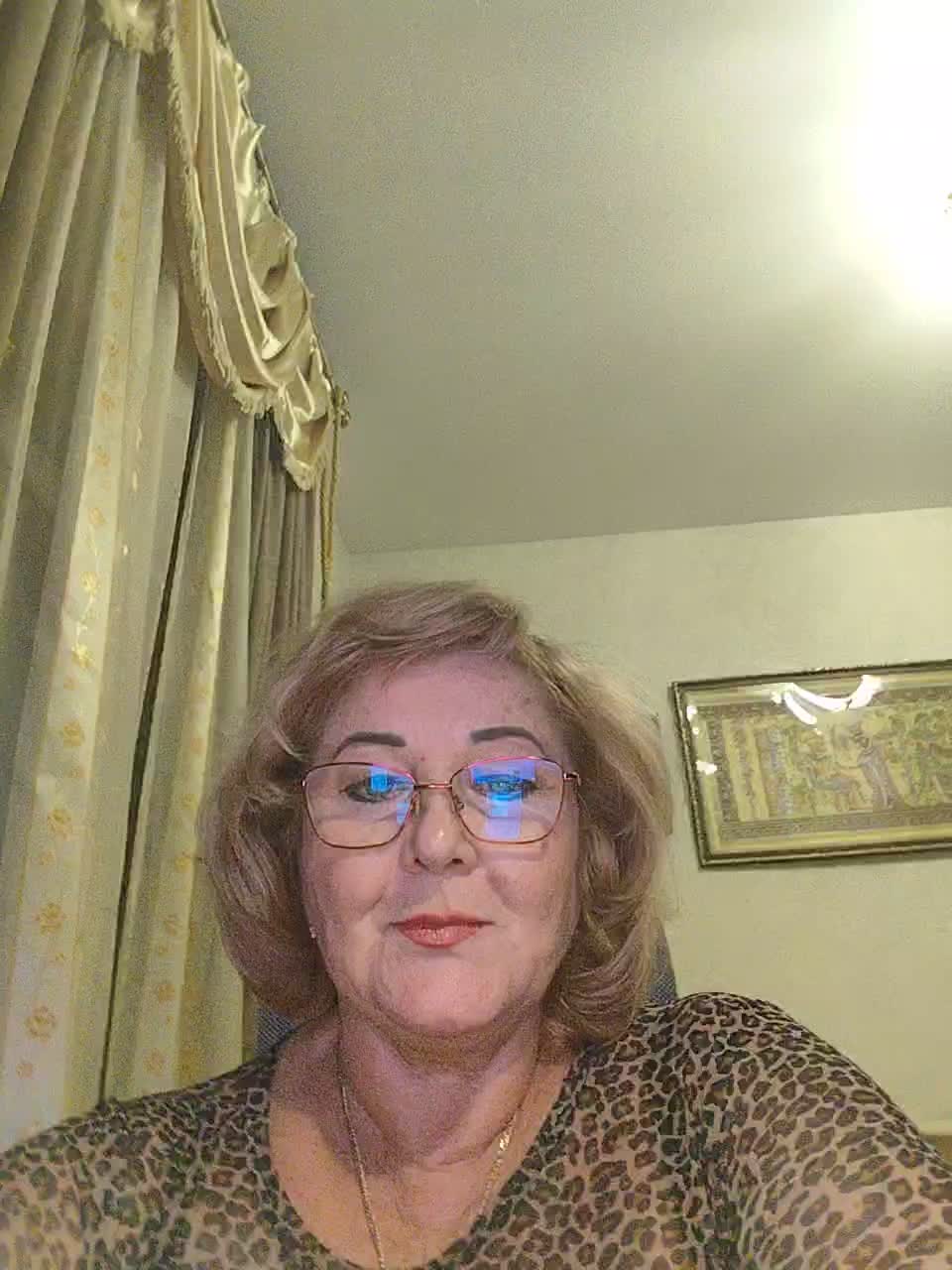 KarinkaSweet Adult Chat October 1, 2025