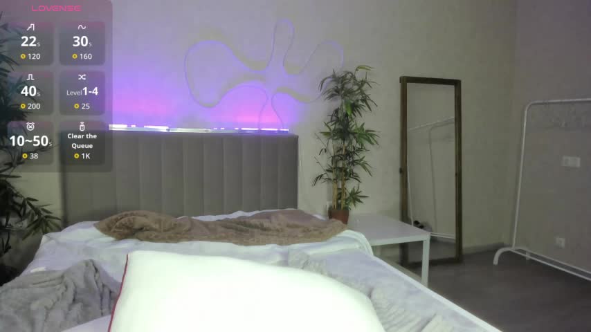 Luna_G0ld Adult Chat October 1, 2025