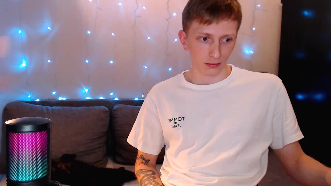 juliaanddima Adult Chat October 1, 2025