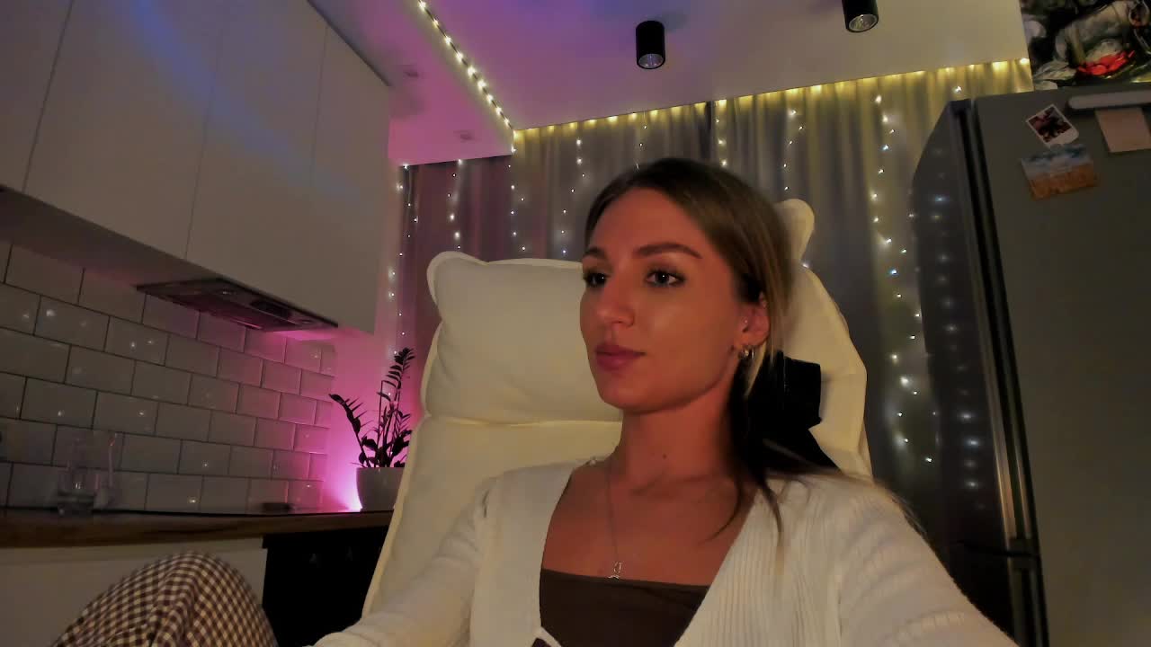 EnlivenLuv Adult Chat October 1, 2025