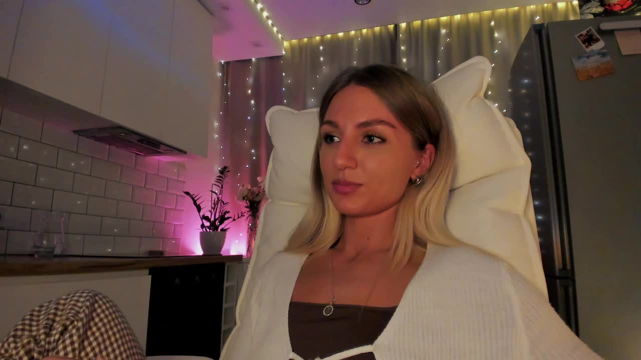 EnlivenLuv Adult Chat October 1, 2025