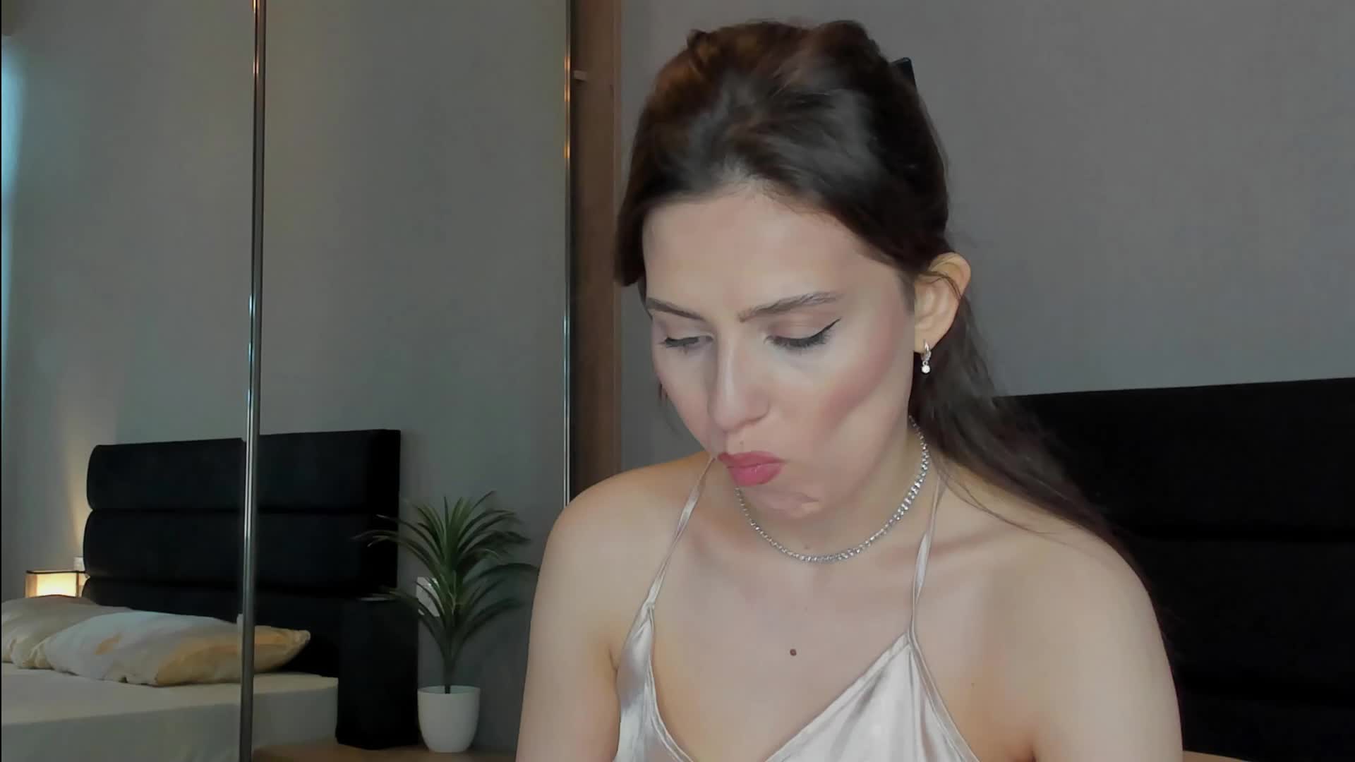 forevere-smile Adult Chat October 1, 2025