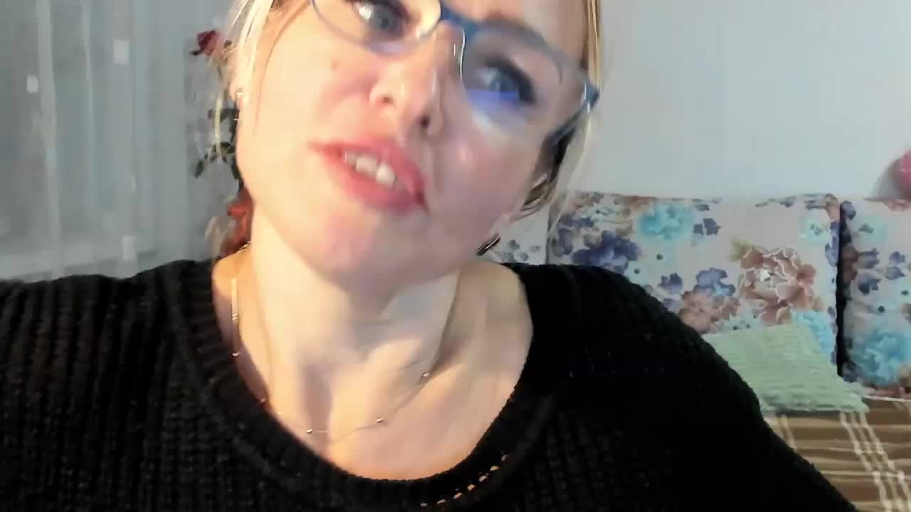 Lisa1225 Adult Chat October 1, 2025