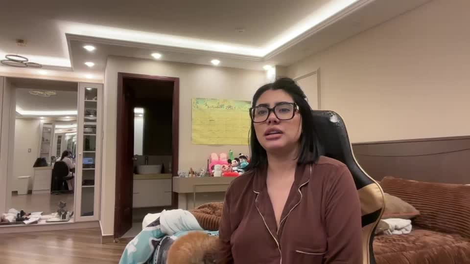 therealcamilabaddie Adult Chat October 1, 2025