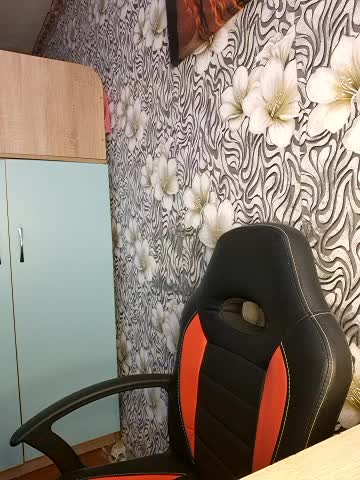 Miss_tits2025 Adult Chat October 1, 2025