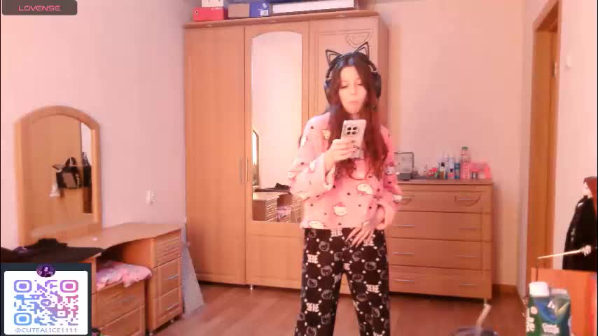 dawndollins Adult Chat October 1, 2025