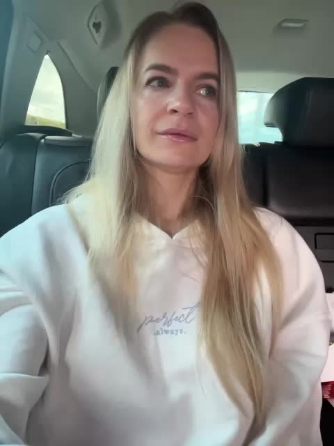 Zoluszka Adult Chat October 1, 2025